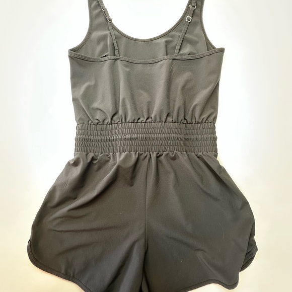 Abercrombie & Fitch Black Top - Picture 6 of 8